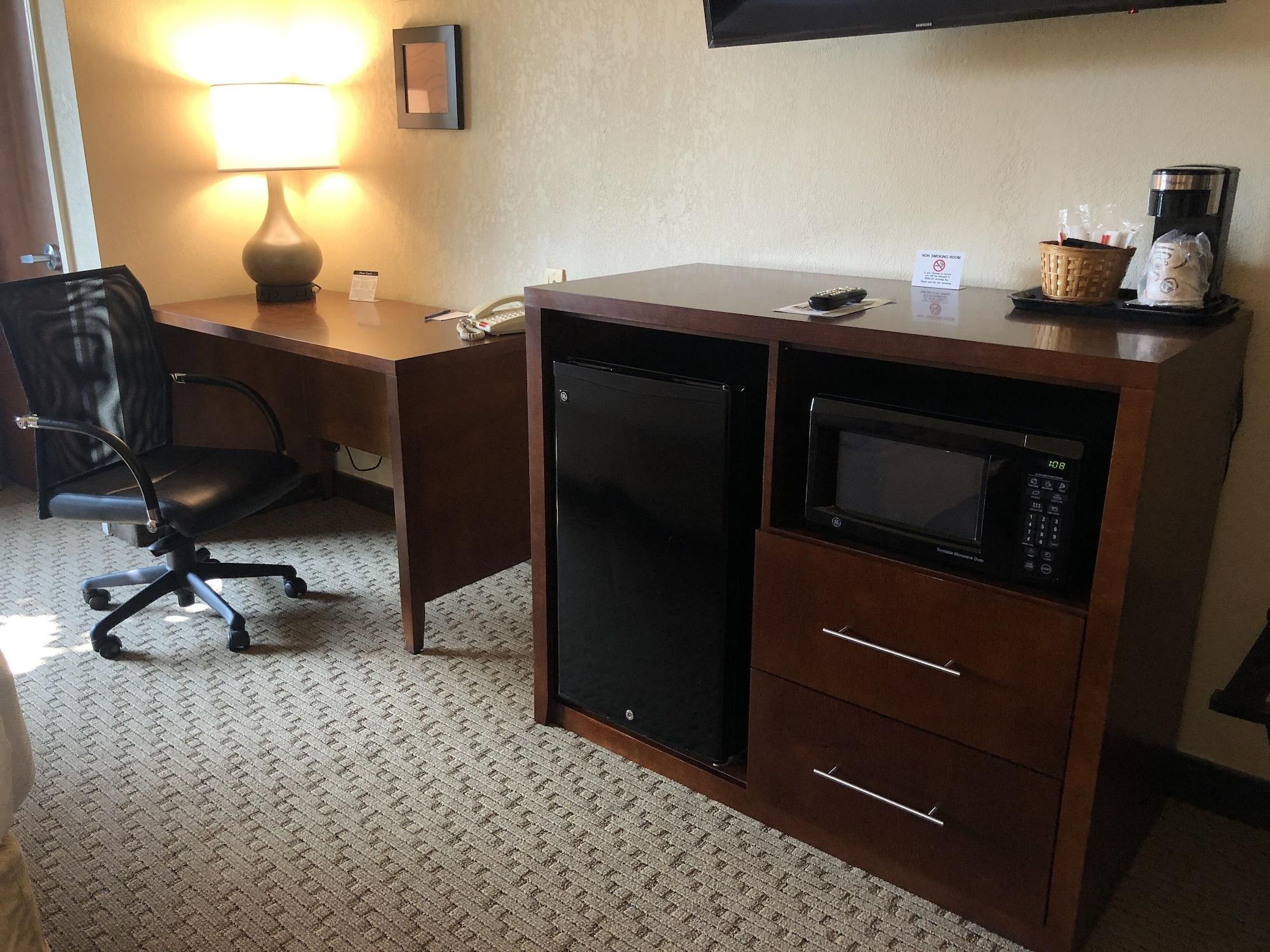 Comfort Inn & Suites Rogersville Εξωτερικό φωτογραφία