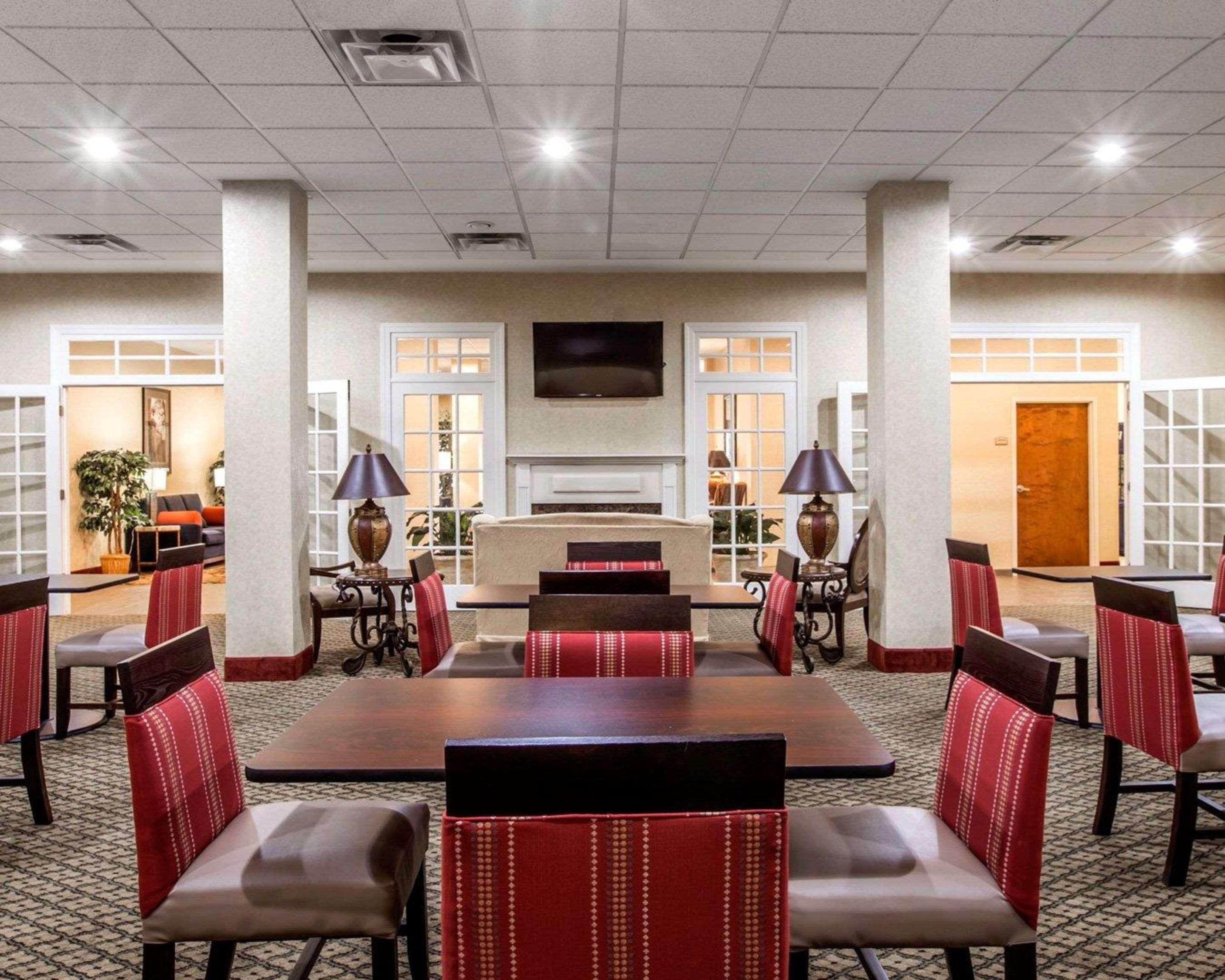 Comfort Inn & Suites Rogersville Εξωτερικό φωτογραφία
