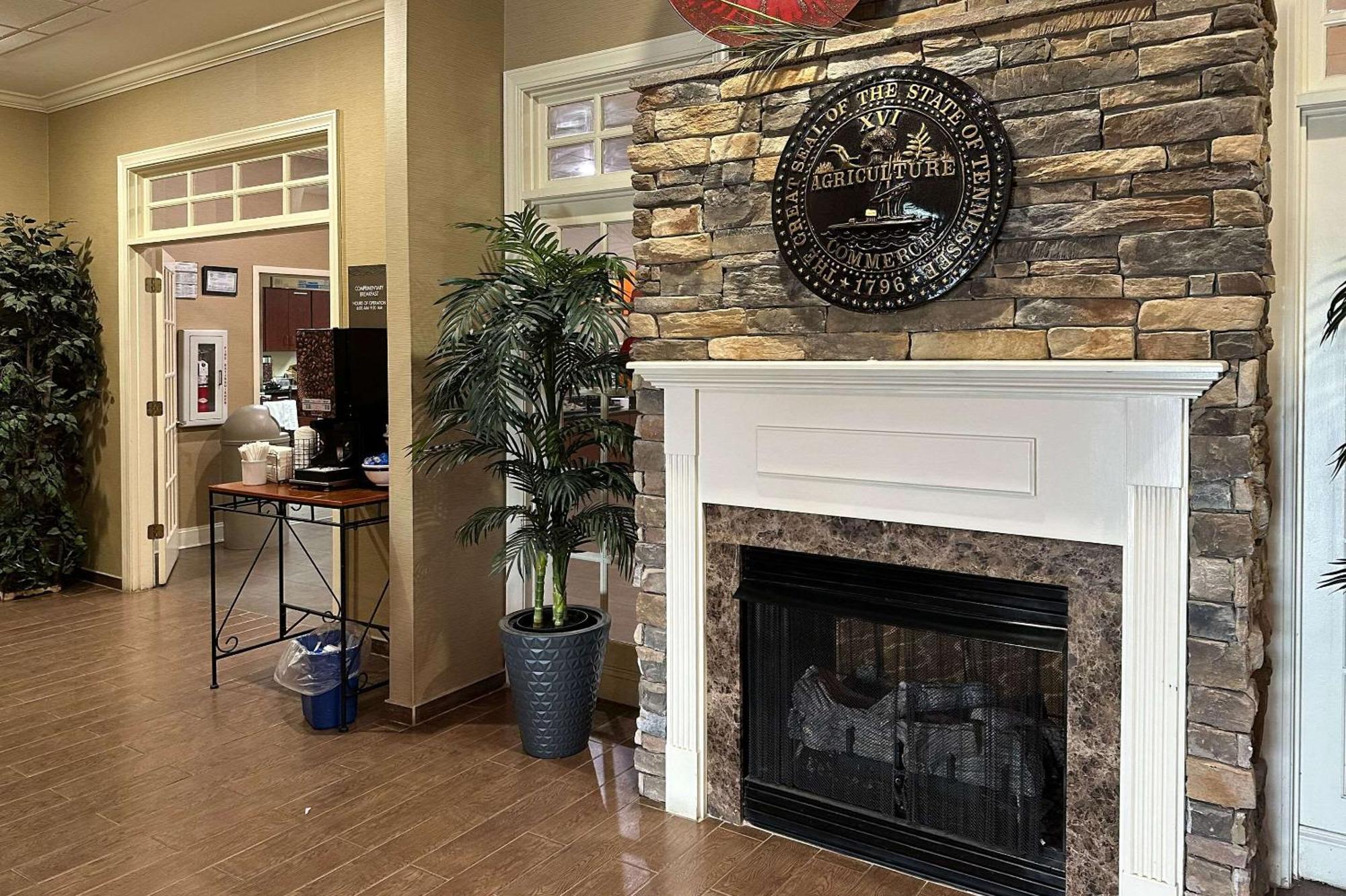 Comfort Inn & Suites Rogersville Εξωτερικό φωτογραφία